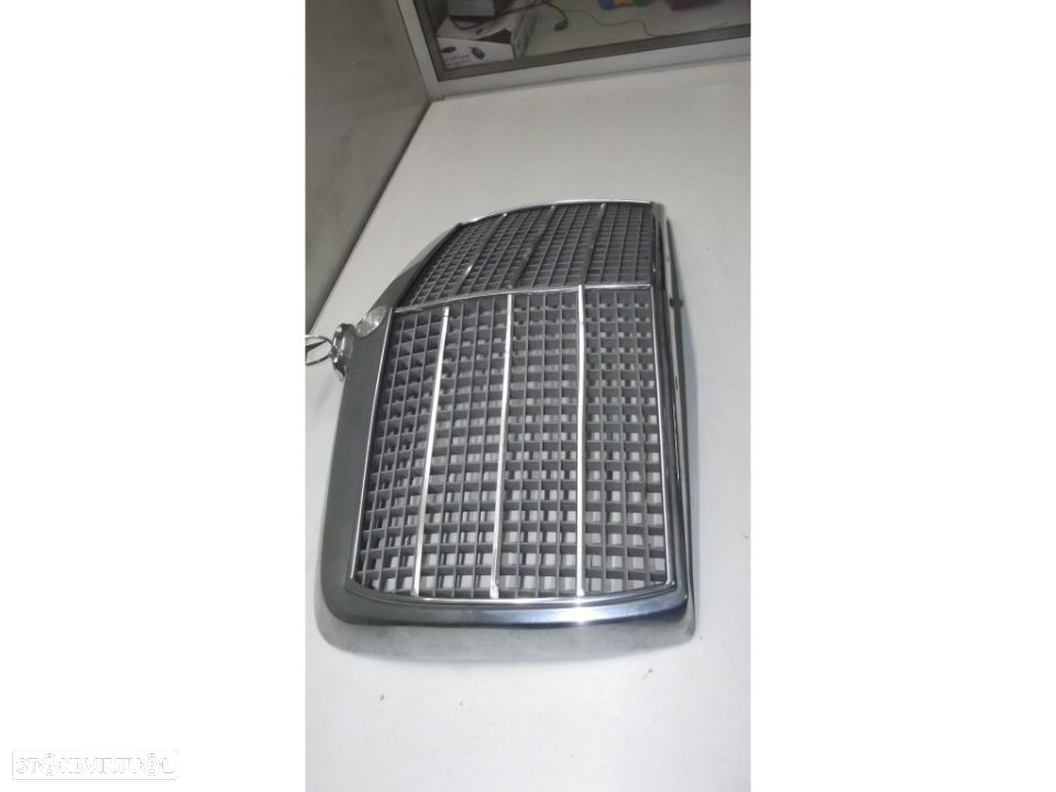 Mercedes w 114/115 grelha completa - 2
