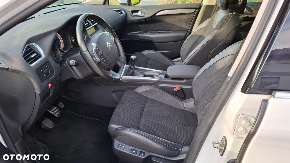 Citroën C4 1.6 VTi Exclusive - 9