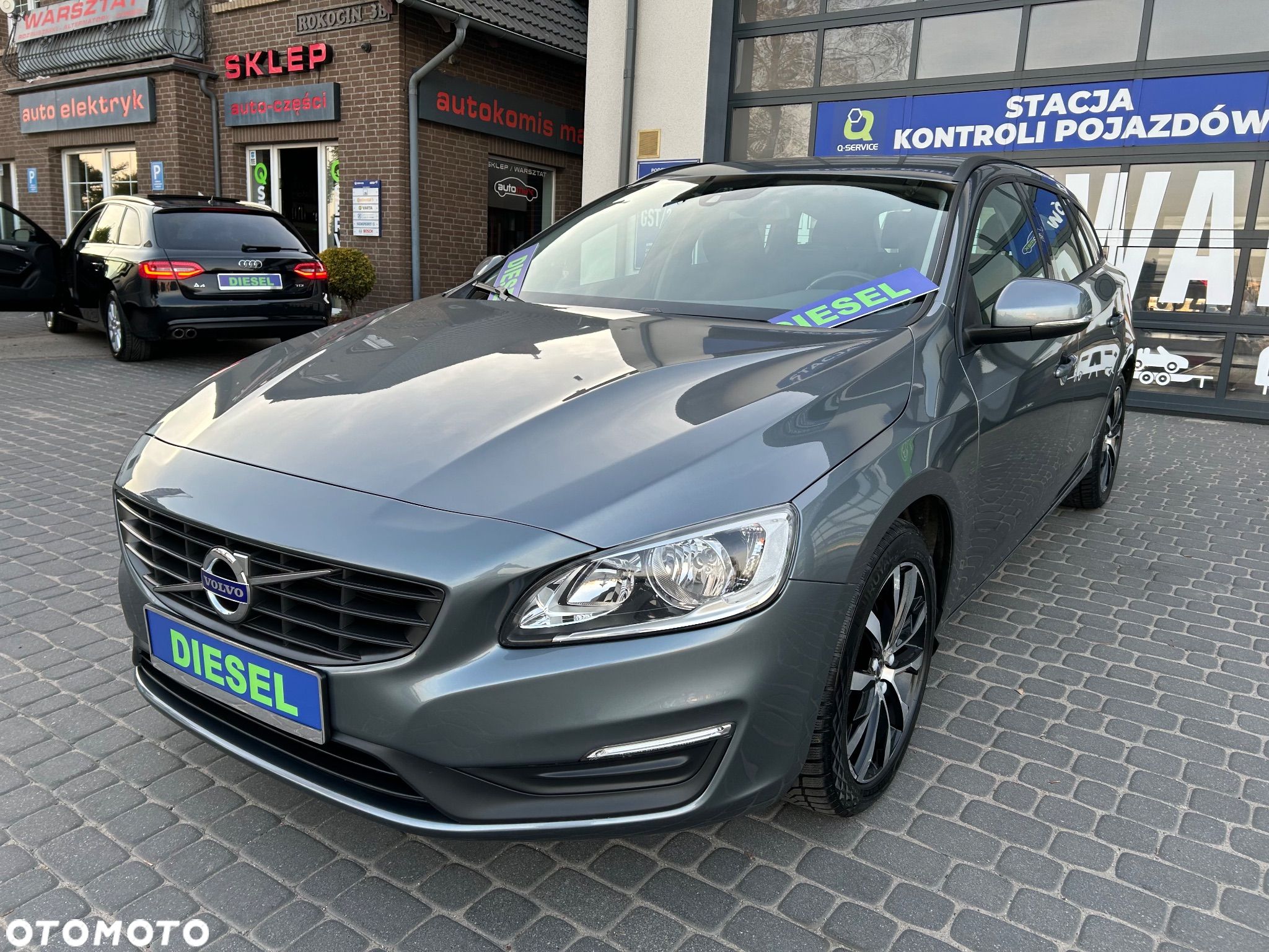 Volvo V60 D2 Drive-E Dynamic Edition (Momentum) - 1