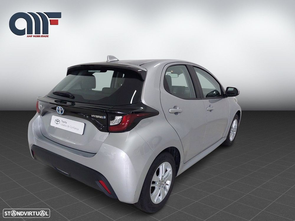 Toyota Yaris 1.5 HDF Comfort Plus - 6
