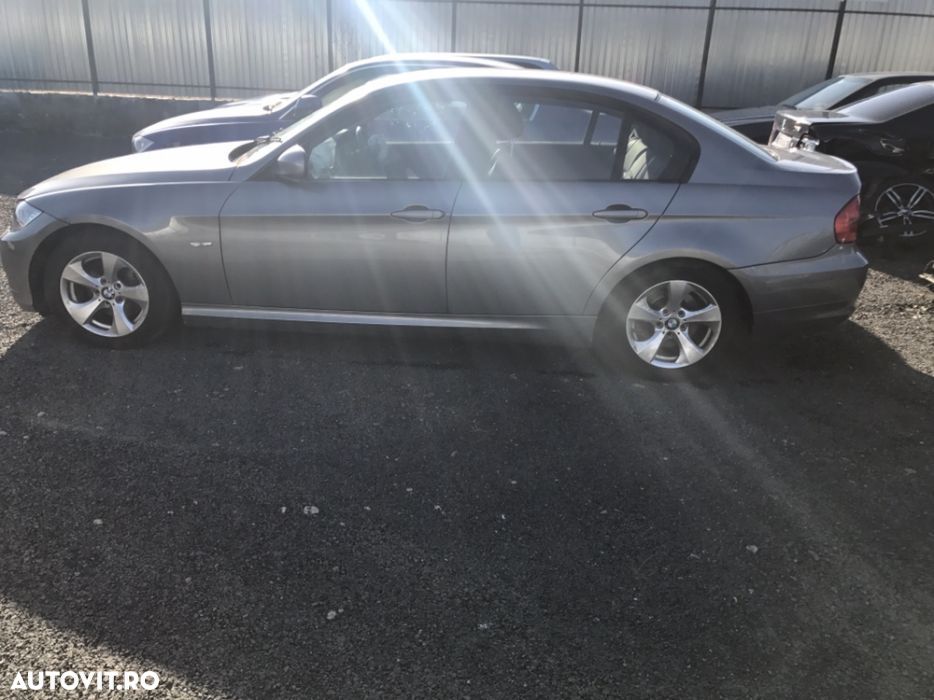 Dezmembrez bmw e90 lci - 1