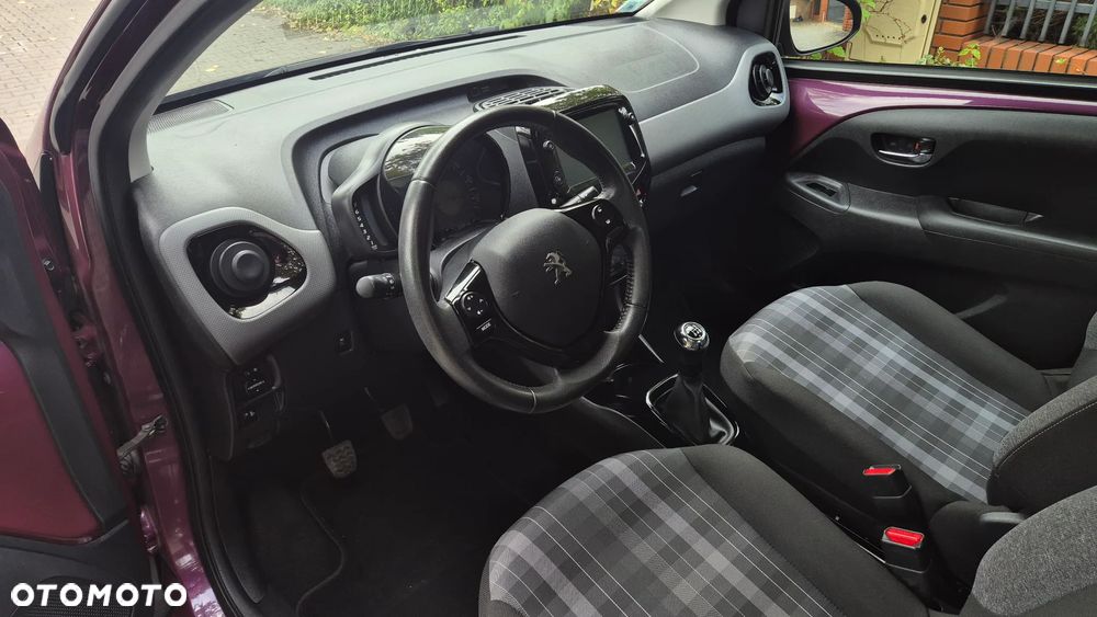 Peugeot 108 VTI 72 Top Style - 11