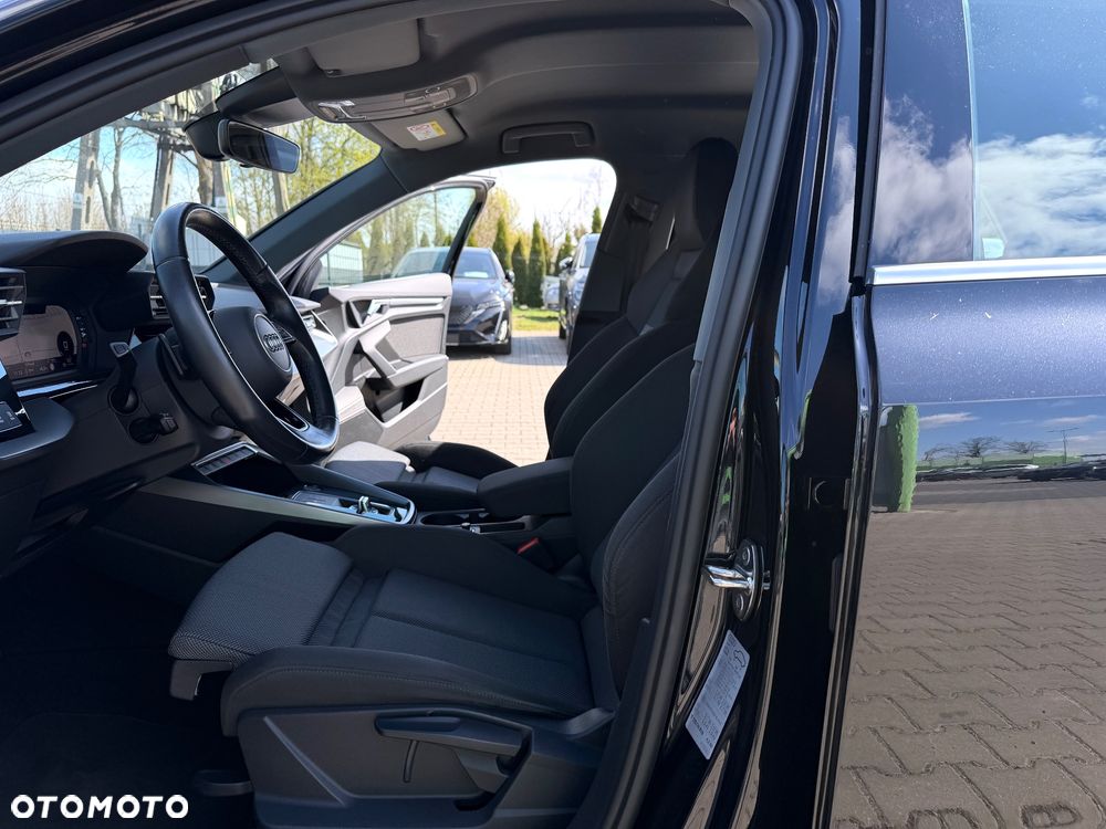 Audi A3 Sportback 35 TFSI S tronic - 25