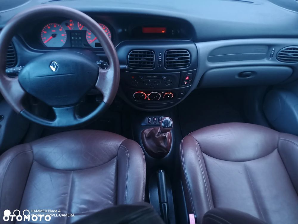 Renault Megane - 15
