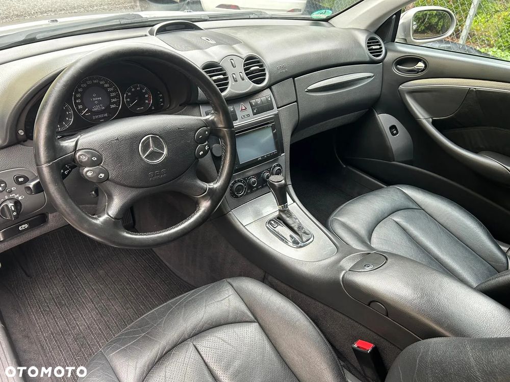 Mercedes-Benz CLK - 2