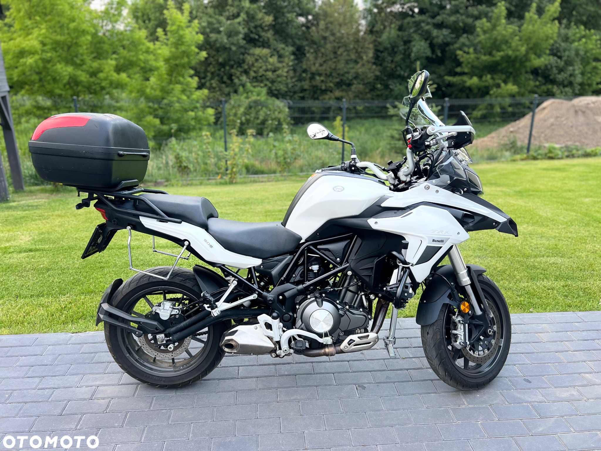 Benelli TRK 502 - 9