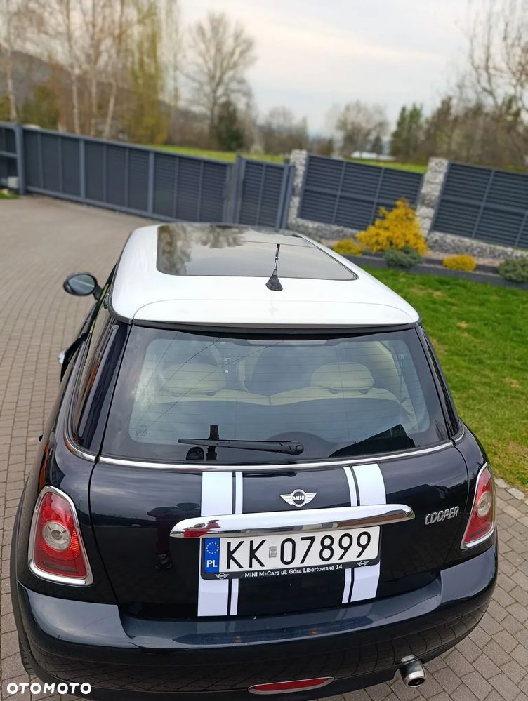 MINI Cooper Standard - 16