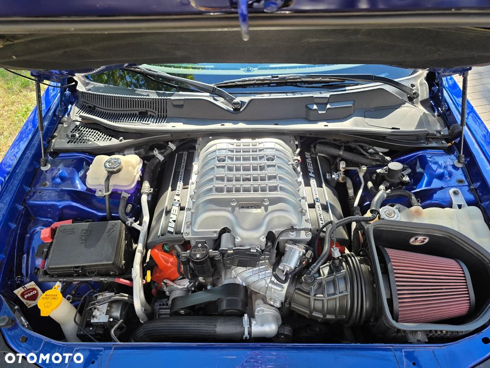 Dodge Challenger 6.2 Hellcat - 36