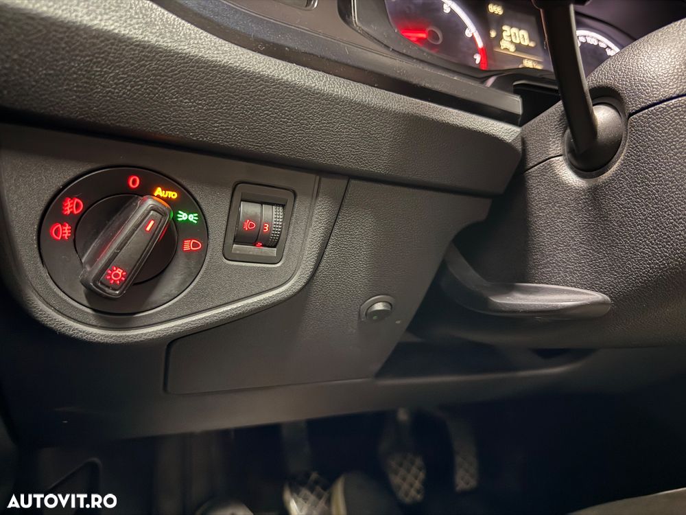 Volkswagen Polo 1.0 - 8
