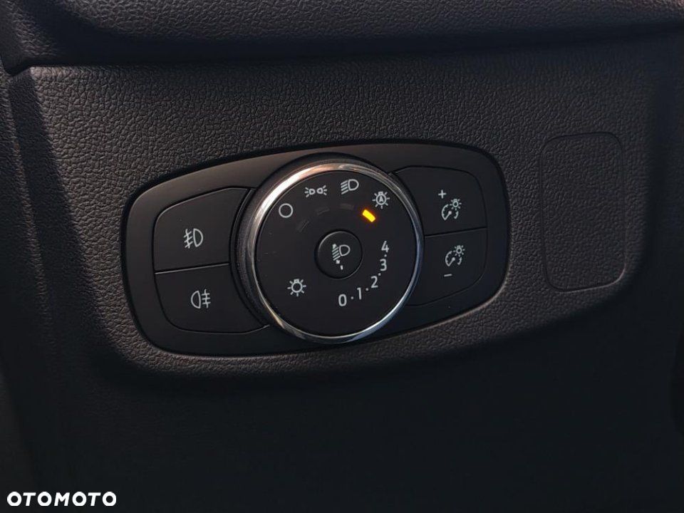 Ford Focus - 24