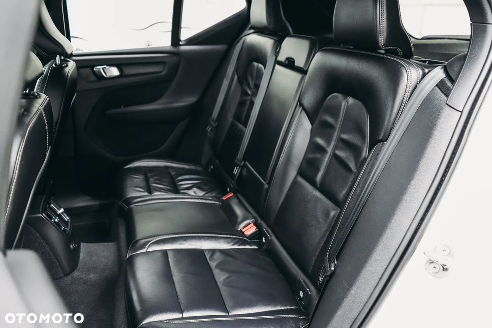 Volvo XC 40 T4 Plug-In Hybrid Inscription - 17