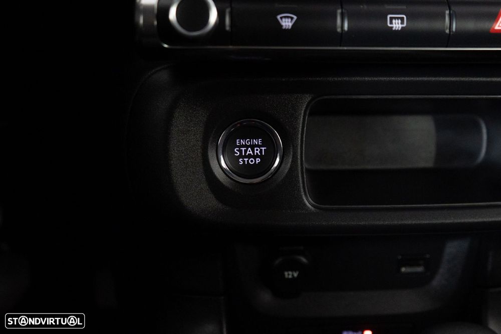Citroën C3 1.2 PureTech Shine EAT6 - 26