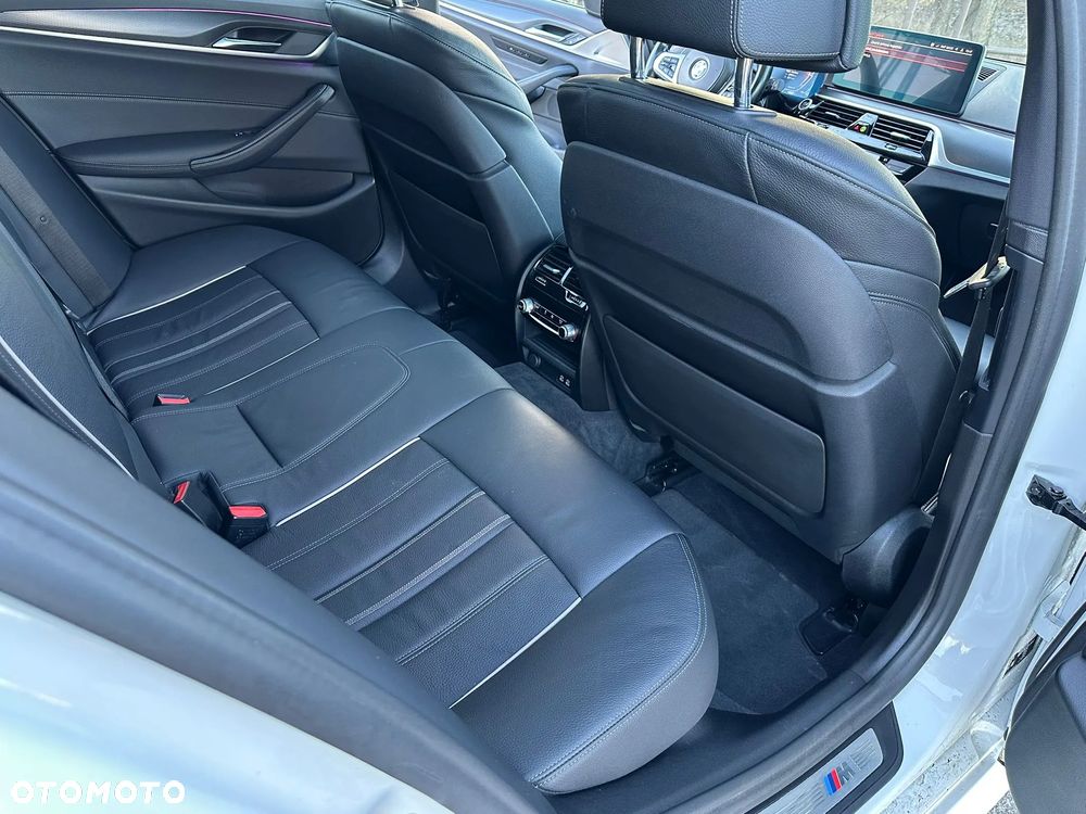 BMW Seria 5 - 11