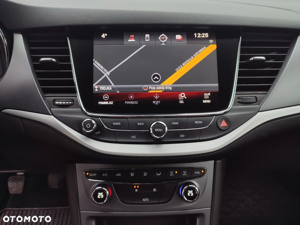 Opel Astra 1.4 T 120 Lat S&S - 30