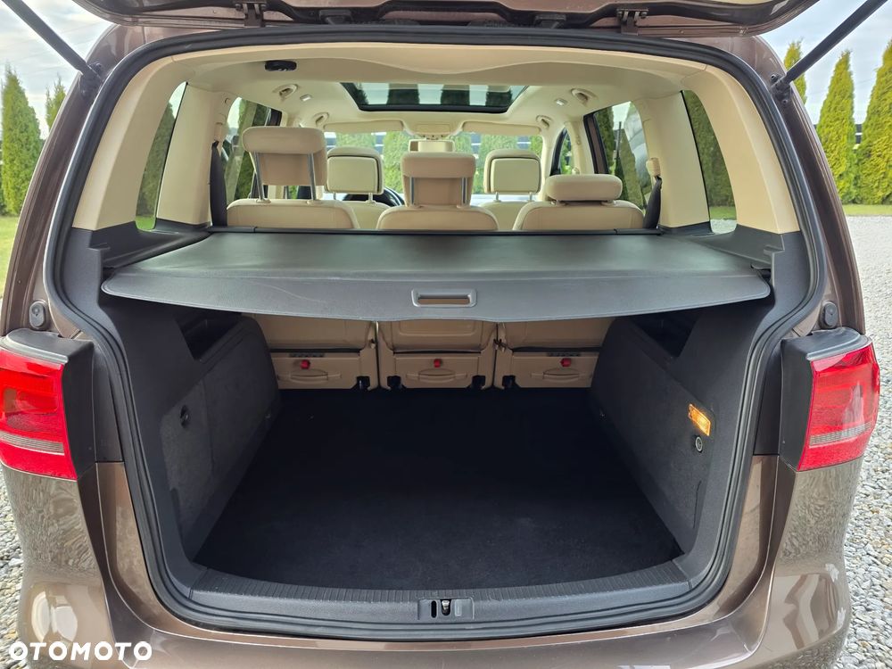 Volkswagen Touran 1.6 TDI DPF Highline DSG - 22