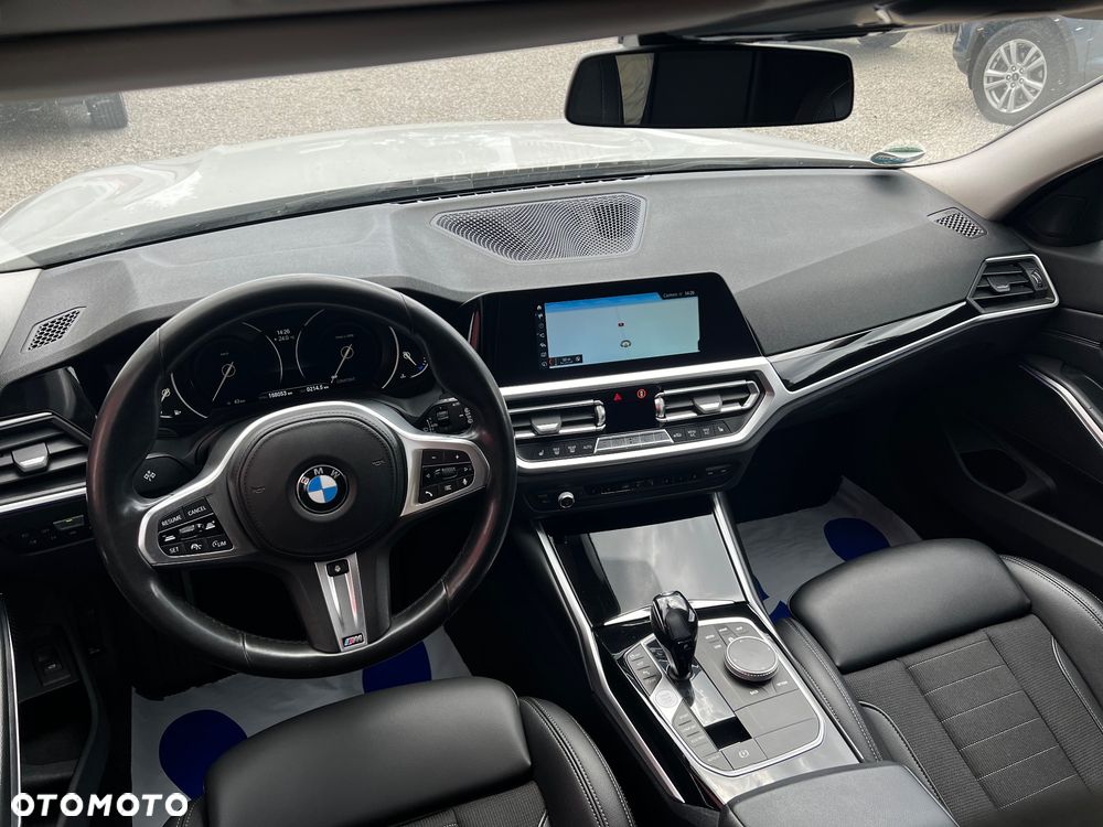 BMW Seria 3 320d xDrive Edition M Sport Shadow - 15