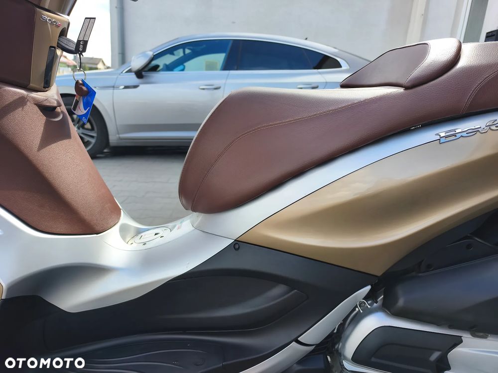 Piaggio Beverly - 11