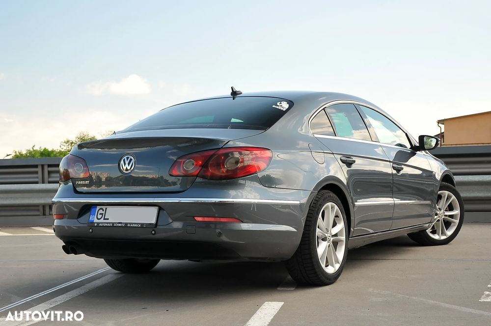 Volkswagen Passat CC - 2