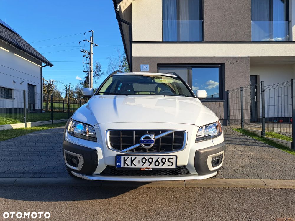 Volvo XC 70 - 2