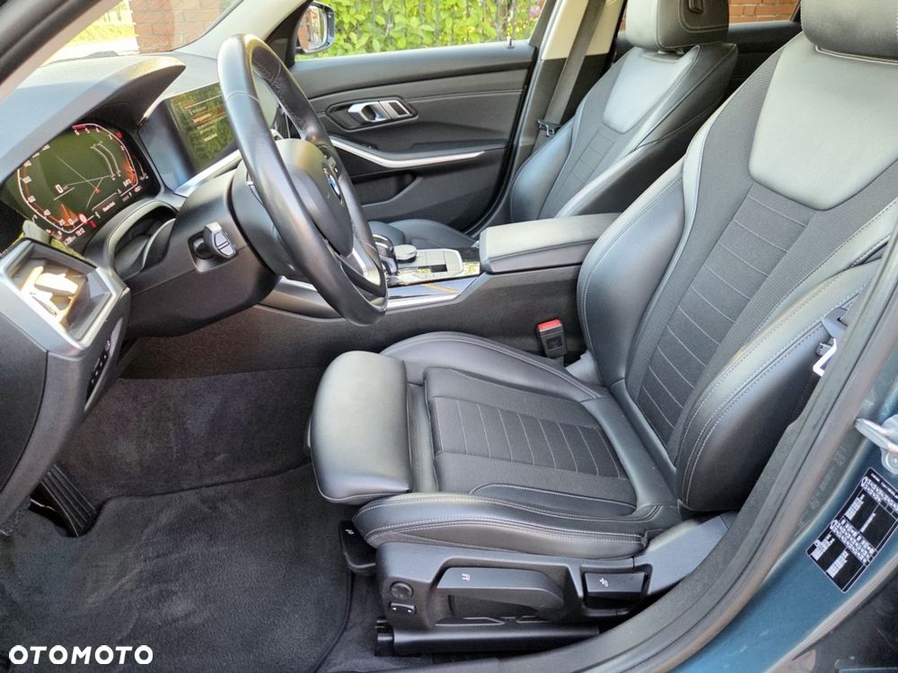 BMW Seria 3 - 18