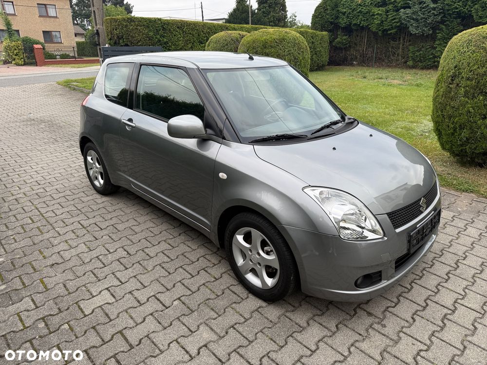 Suzuki Swift - 2