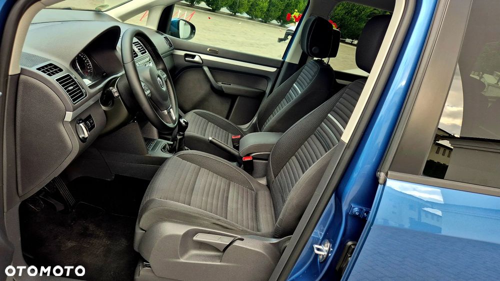 Volkswagen Touran 1.4 TSI Cup - 15