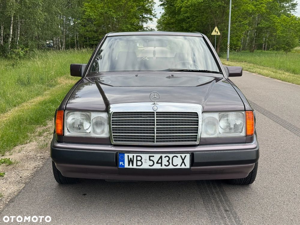Mercedes-Benz W124 (1984-1993) - 17