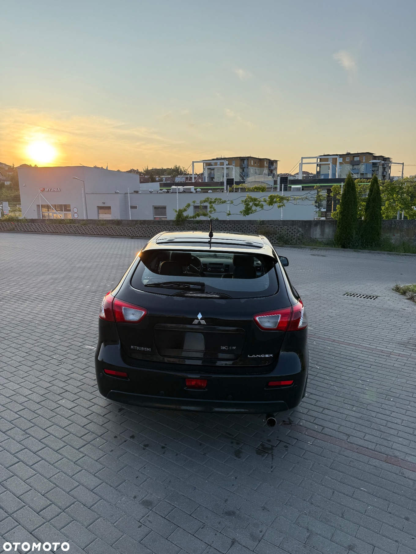 Mitsubishi Lancer 1.8 Intense - 3