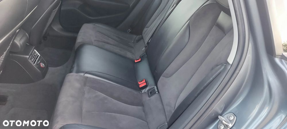 Audi A3 Sportback 2.0 TDI S tronic - 34