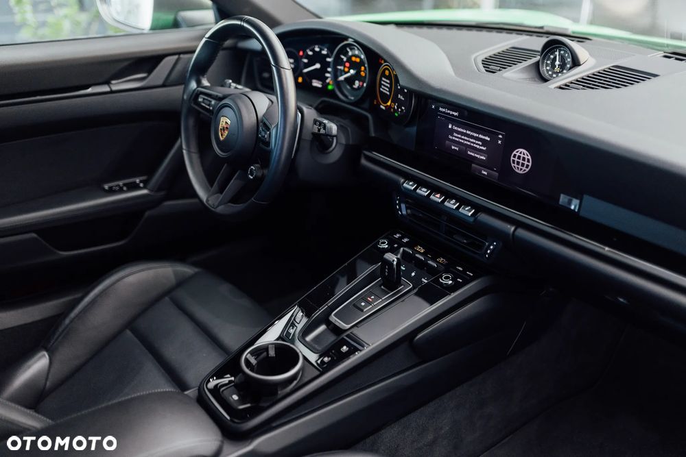 Porsche 911 Carrera T PDK - 24
