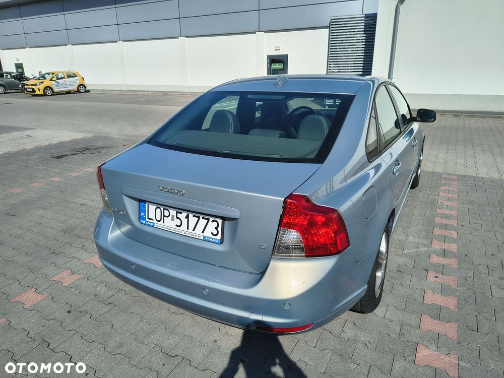 Volvo S40 1.8 - 9