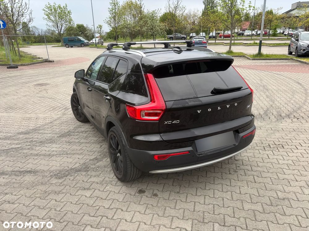 Volvo XC 40 D4 AWD - 4