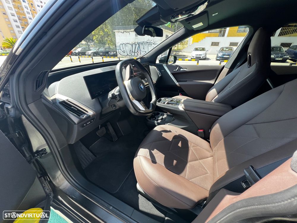 BMW iX xDrive 40 - 5