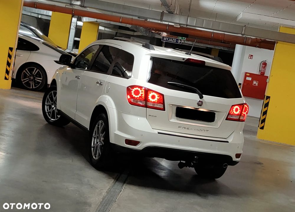 Fiat Freemont 2.0 Multijet 16V DPF Automatik Allrad Lounge - 9