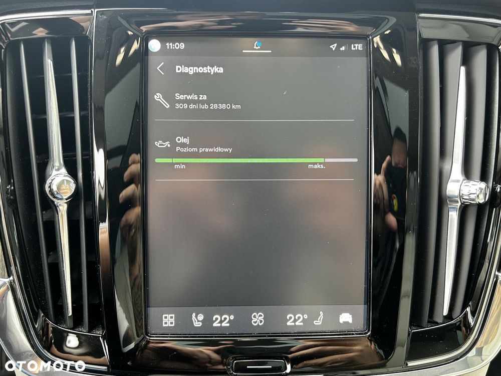 Volvo V90 Cross Country - 31