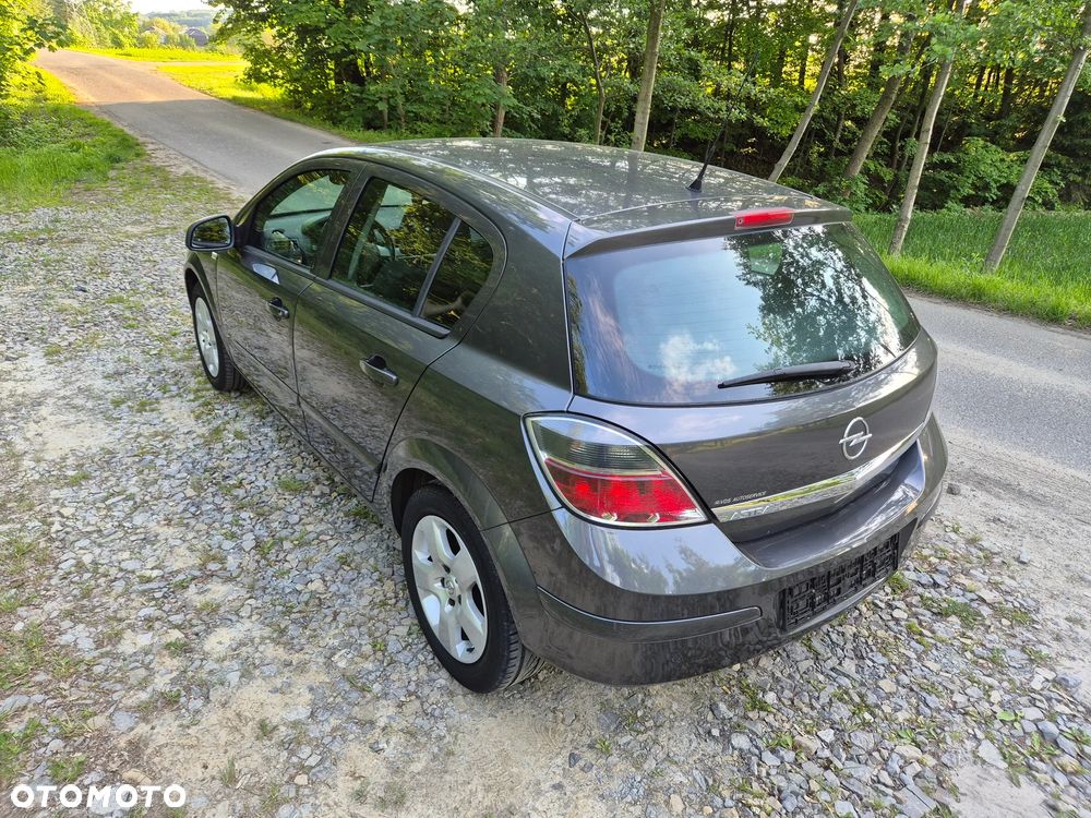 Opel Astra 1.6 Active - 17