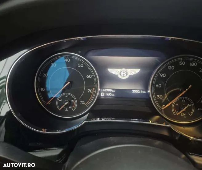 Bentley Bentayga V8 - 5