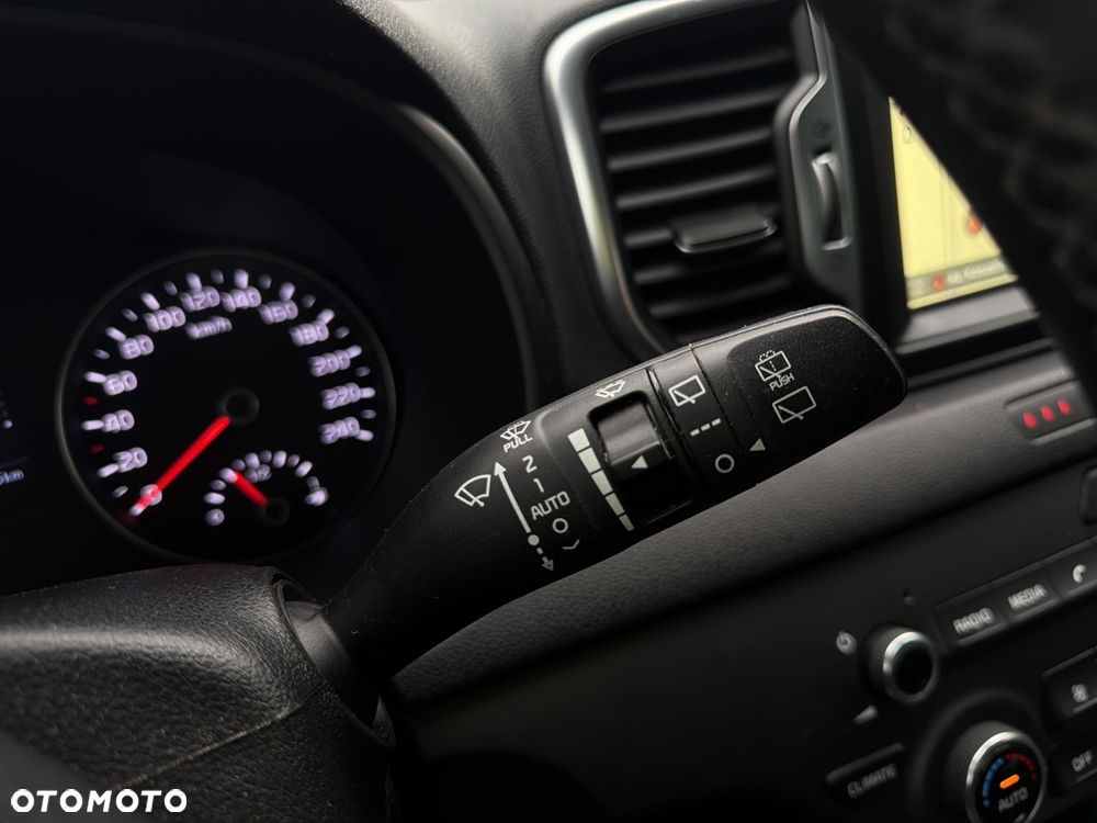 Kia Sportage 1.6 GDI M 2WD - 24