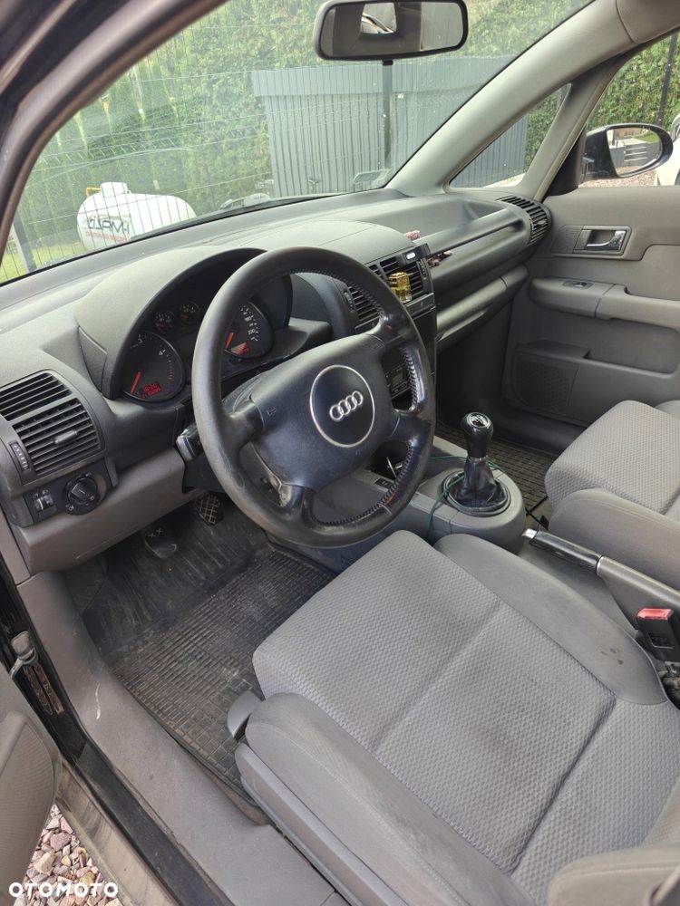 Audi A2 - 8