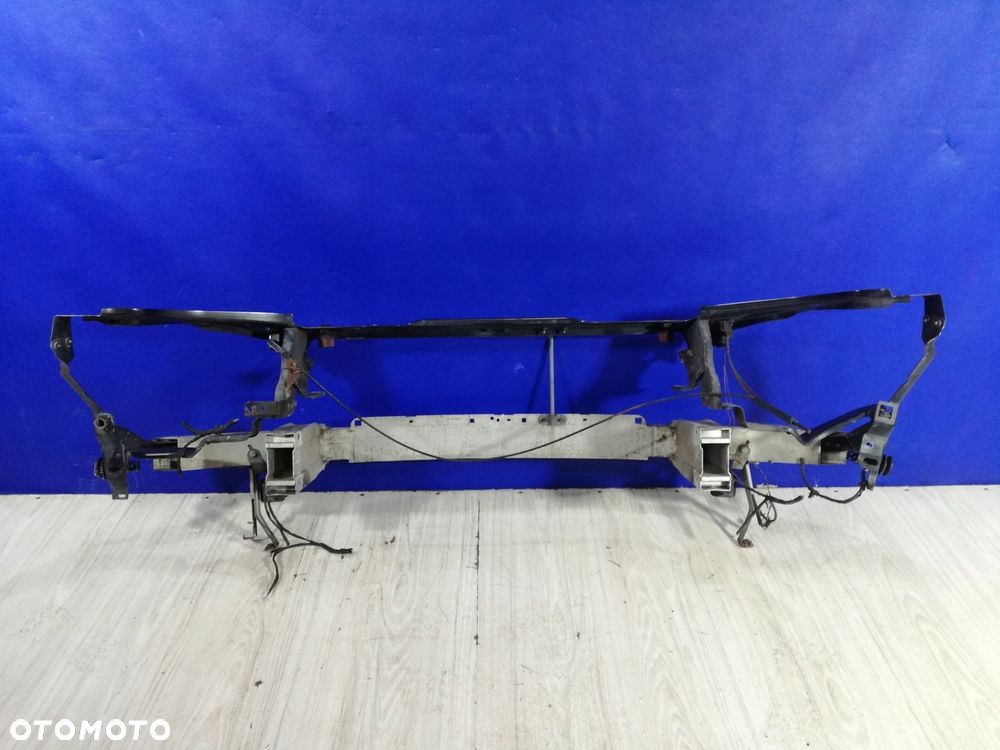 Mercedes C-Klasa W204 wzmocnienie pas przedni belka okular 07/11 - 2