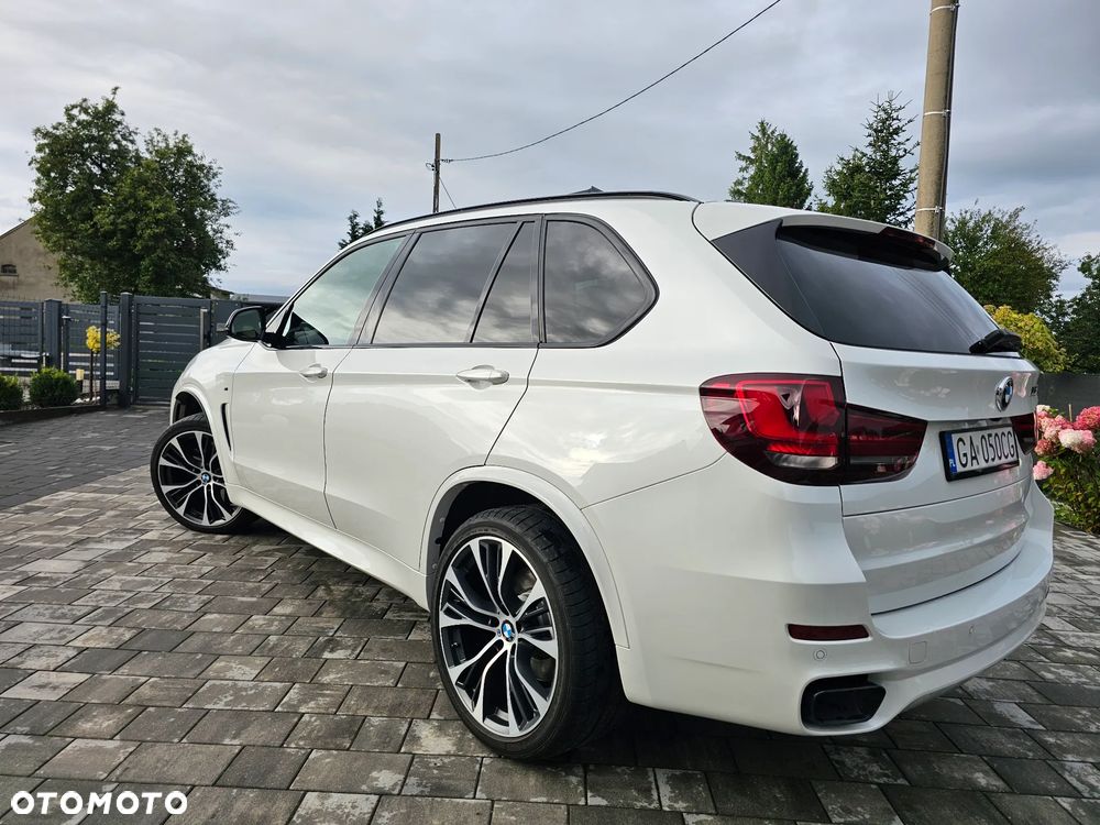 BMW X5 M M50d Sport-Aut - 9