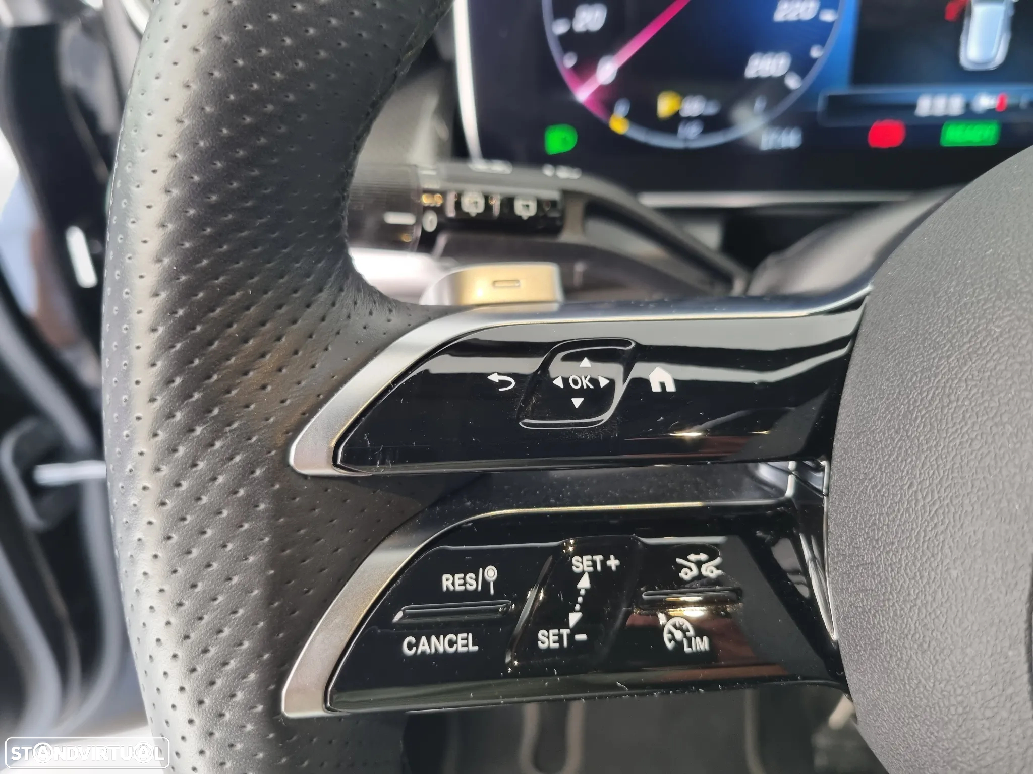 Mercedes-Benz GLC 300 de 4Matic - 25