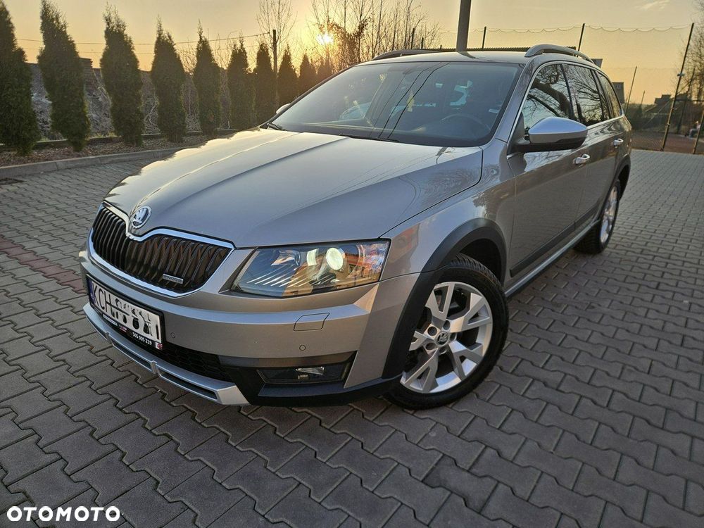 Skoda Octavia 2.0 TDI 4x4 DSG Scout - 3