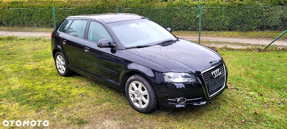 Audi A3 Sportback - 1
