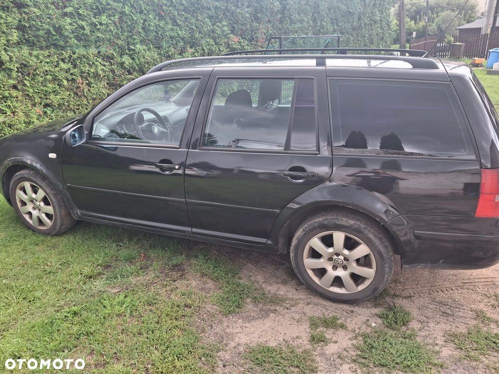 Volkswagen Golf - 2