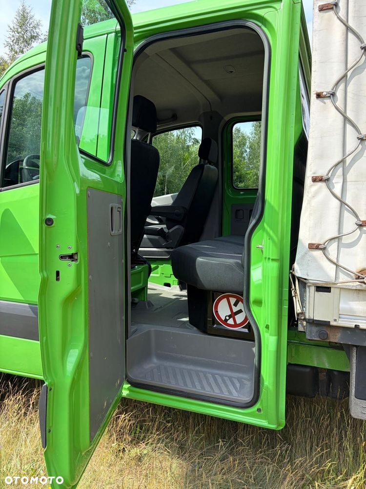 Mercedes-Benz Sprinter - 11