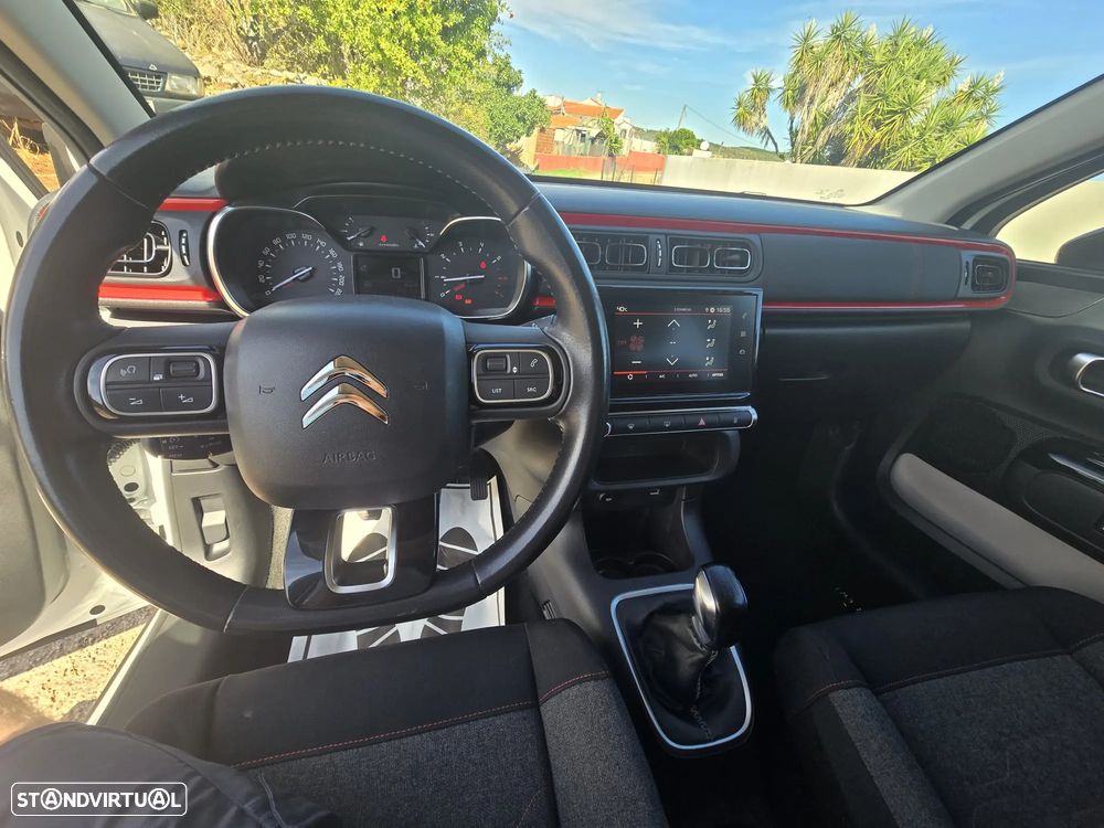 Citroën C3 1.2 PureTech Shine - 10