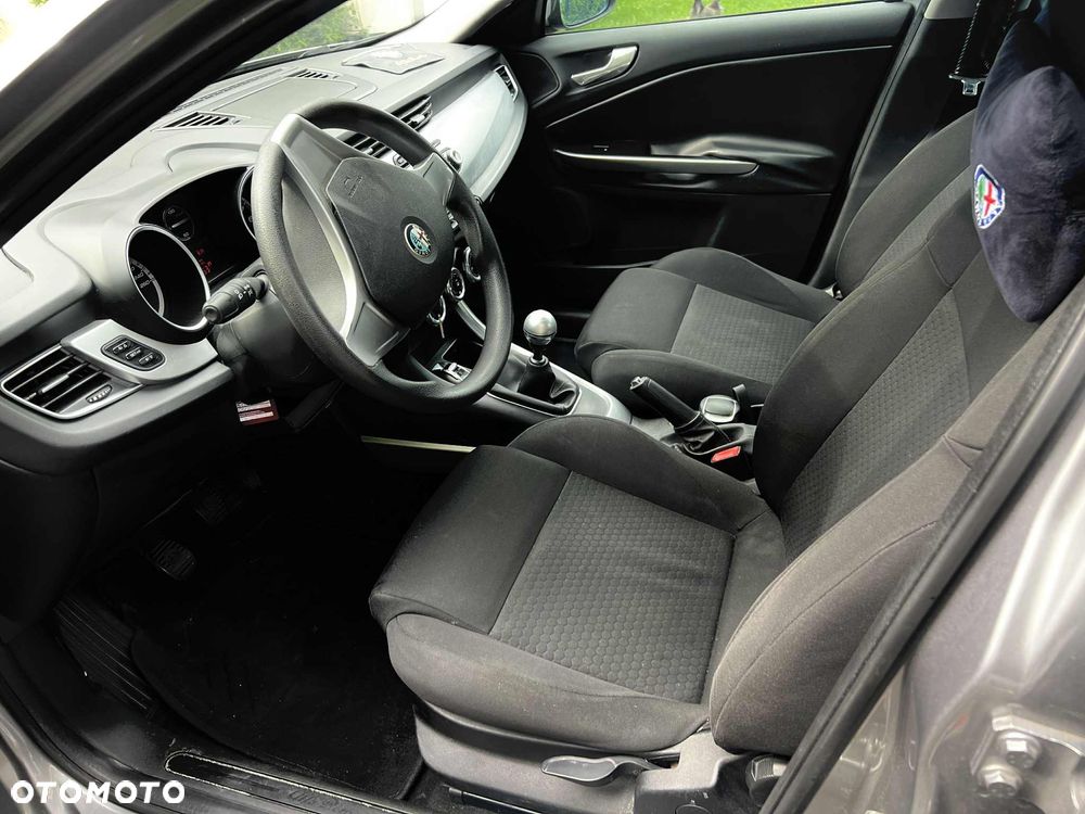 Alfa Romeo Giulietta - 10