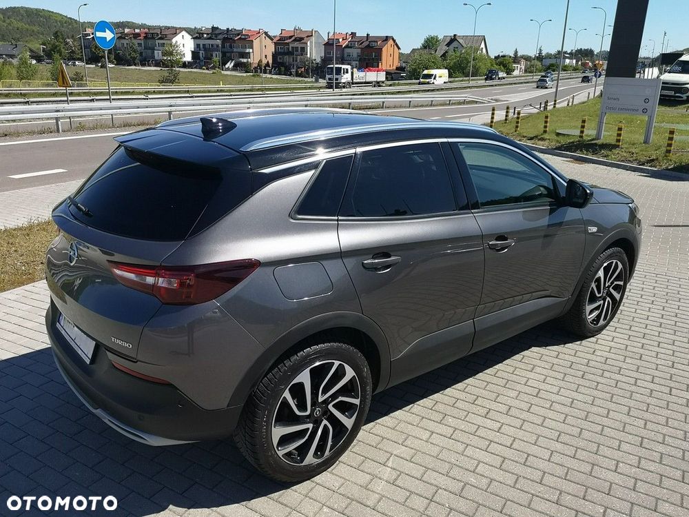 Opel Grandland X 1.2 T GPF Ultimate S&S - 9