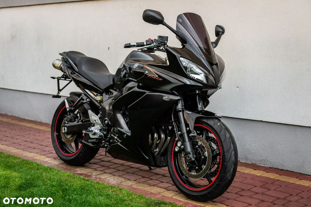 Yamaha FZ
